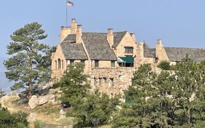 Tour: Cherokee Castle Tour with Meg and John